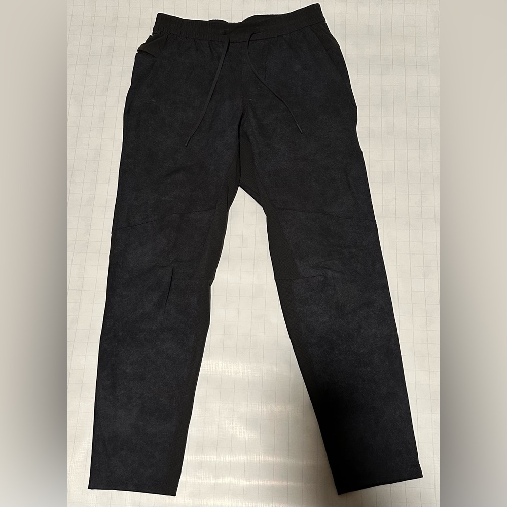Lululemon License to Train Jogger